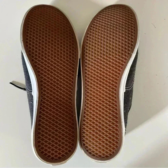 Vans Grey with Colored Dots Lace Up Low Top Sneakers Womens Size 7.5 - Picture 5 of 6